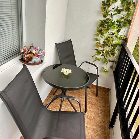 Cozy 2 Bedroom 아파트 큐스텐딜